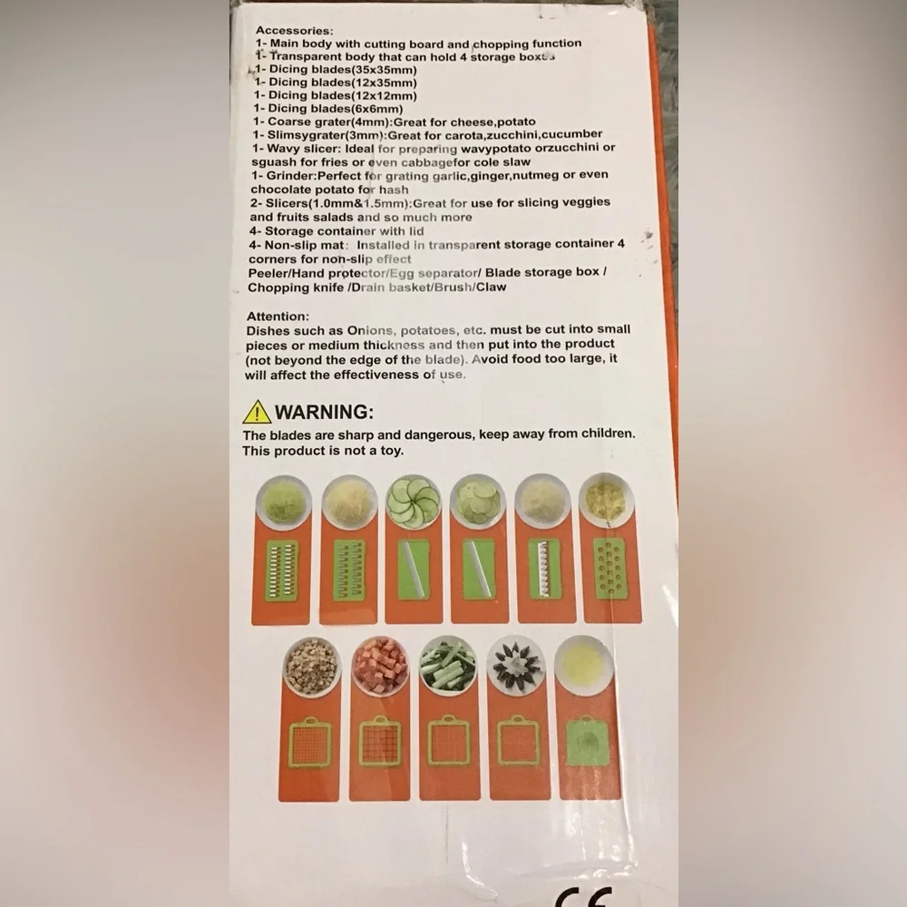 NEW Multifunction Cutting Board, Slicer, 4 Storage Containers, Veggie Choper